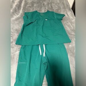 Figs Zamora Jogger pants 2XL TALL & Catarina One Pocket 3XL. Smoke free home.